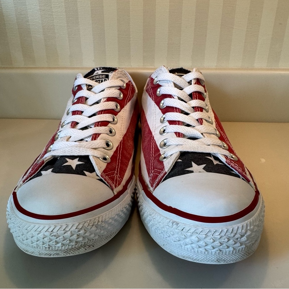 Converse Chuck Taylor All Star US Flag Low Top Sneakers Unisex M 9.5 W 11.5 - Picture 2 of 16